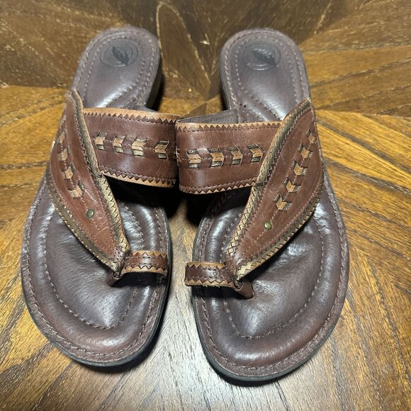 NURTURE Sandals Womens 7.5M Slip On Brown Slide Mule Brown Leather Kitten Heel - Picture 1 of 8
